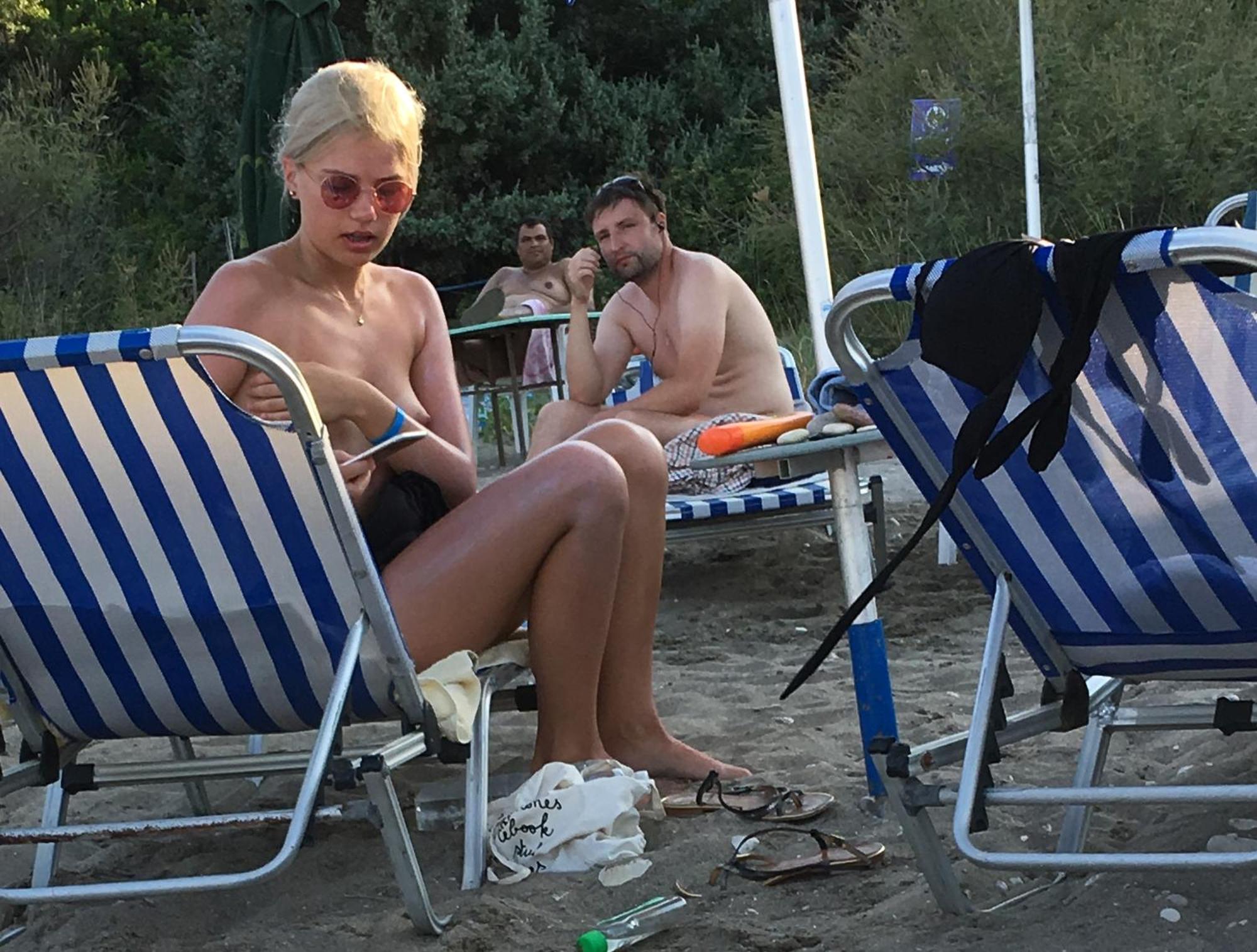 Algreco Naturists & Swinging *